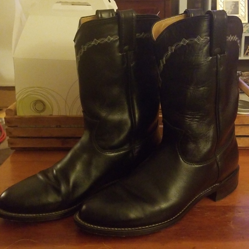 Justin sz 8.5 men's cowboy boots, women's size 10